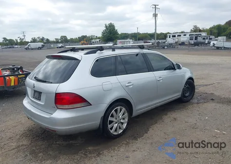 2013 Volkswagen Jetta Sportwagen 2.0L Tdi z USA, uszkodzony, nr VIN 3VWPL7AJ5DM672867